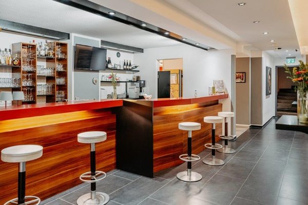 unsere-bar